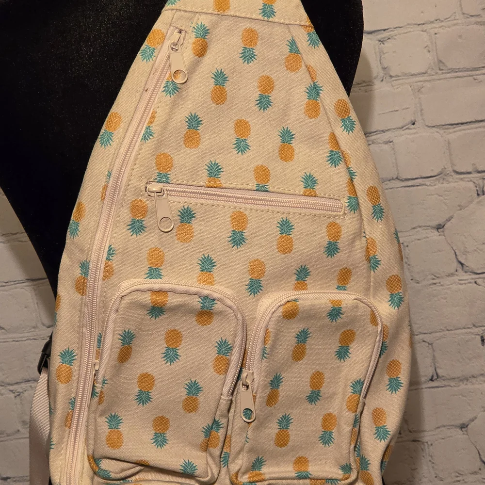 Pineapple Print‎ Sling Backpack